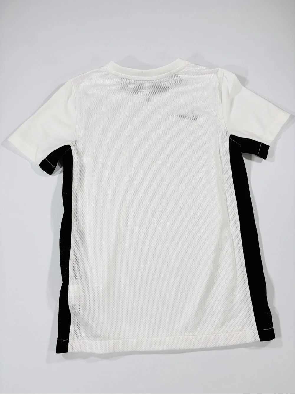 NWOT Nike Dri-FIT Youth Small White Black Performance Athletic Shirt